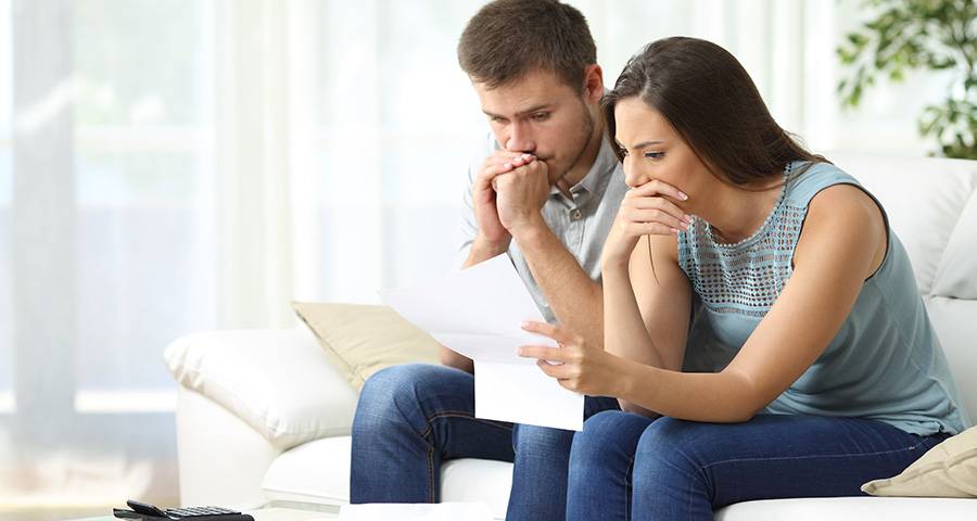 couple-depit-facture